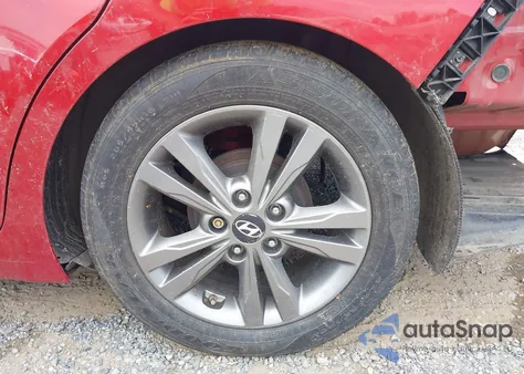 2017 Hyundai Elantra Se z USA, uszkodzony, nr VIN 5NPD84LF6HH192993